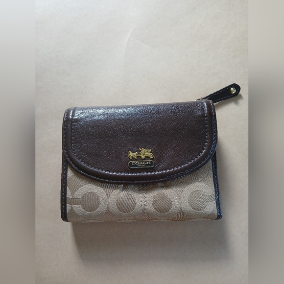 Coach Brown and Tan Wallet - Picture 1 of 15